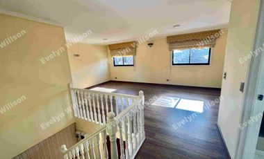 Se arrienda espectacular casa con 5D, ubicacion privilegiada a un precio unico!!