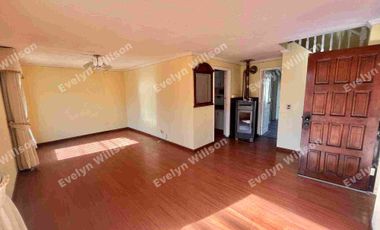 Se arrienda espectacular casa con 5D, ubicacion privilegiada a un precio unico!!