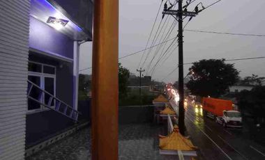 Rumah 2 Lt pinggir Jalan Raya Fatmawati Lopait Tuntang depan Saloka