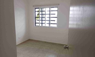 Rento casa en privada con vigilancia y alberca comun