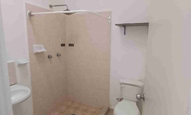 Rento casa en privada con vigilancia y alberca comun