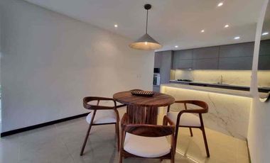 ARRIENDO PENTHOUSE EN EL POBLADO / MEDELLIN, LAS SANTAS