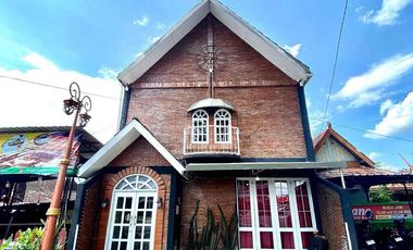 Rumah / tempat usaha Strategis Pinggir jalan raya