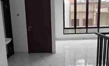 Dijual rumah baru di Taman Villa Meruya, 7x18,  126 m2, 2 lt, 177 m2