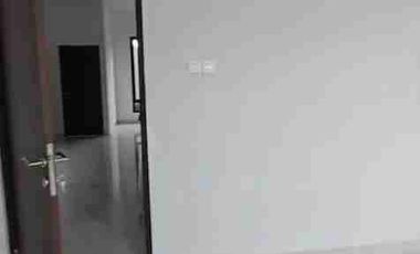 Dijual rumah baru di Taman Villa Meruya, 7x18,  126 m2, 2 lt, 177 m2
