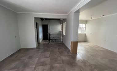 CASA COMERCIAL USO OFICINAS, SECTOR IRARRAZAVAL CON PEDRO VALDIVIA, ÑUÑOA, 348/403 M2, A PASOS DEL METRO