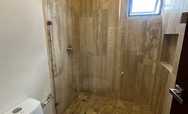 RENTA DE DEPARTAMENTO PARA ESTRENAR EN VIA CUMBRES, 3 RECS Y SALA DE TV