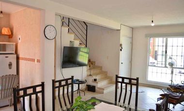 Hermosa casa en condominio con alberca
