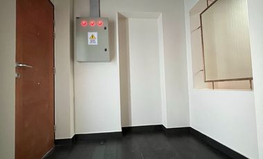 CASA COMERCIAL USO OFICINAS, SECTOR IRARRAZAVAL CON PEDRO VALDIVIA, ÑUÑOA, 348/403 M2, A PASOS DEL METRO