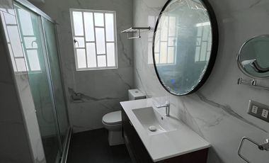 CASA COMERCIAL USO OFICINAS, SECTOR IRARRAZAVAL CON PEDRO VALDIVIA, ÑUÑOA, 348/403 M2, A PASOS DEL METRO