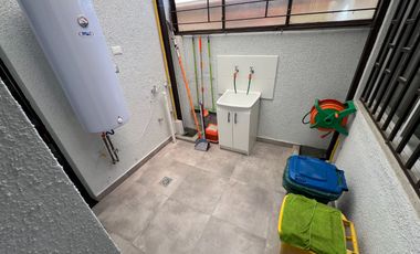CASA COMERCIAL USO OFICINAS, SECTOR IRARRAZAVAL CON PEDRO VALDIVIA, ÑUÑOA, 348/403 M2, A PASOS DEL METRO