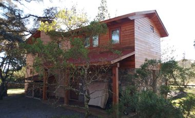 Casa Residencial De Campo Estilo Californiana En Venta.