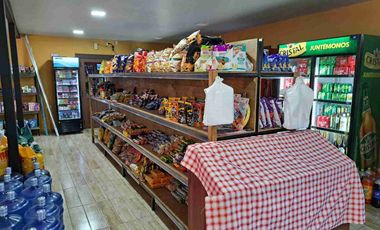 Gran oportunidad amplia y hermosa parcela con casa y local comercial ubicado en Quillón