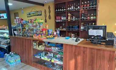 Gran oportunidad amplia y hermosa parcela con casa y local comercial ubicado en Quillón