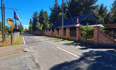 Gran oportunidad amplia y hermosa parcela con casa y local comercial ubicado en Quillón