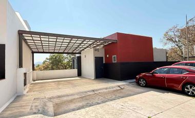 Se renta casa dentro de coto privado Vistas Altozano 3 recámaras