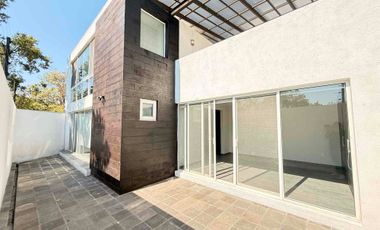 Se renta casa dentro de coto privado Vistas Altozano 3 recámaras