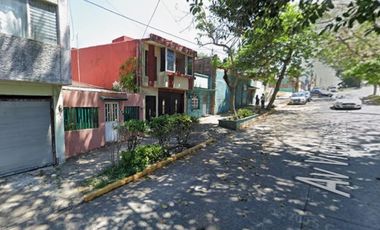 VENTA CASA CON TRES RECAMARAS EN VICENTE GUERRERO CENTRO COATZACOALCOS VERACRUZ