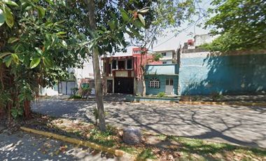 VENTA CASA CON TRES RECAMARAS EN VICENTE GUERRERO CENTRO COATZACOALCOS VERACRUZ