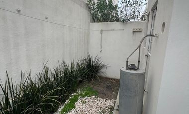 Casa en RENTA en Real del Valle , Santa Catarina