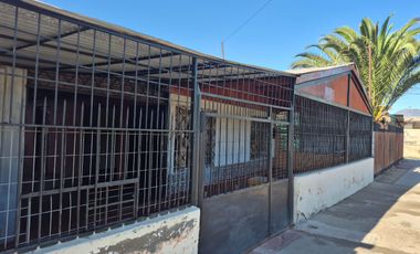 Se vende casa de 3 dormitorios en sector sicem la calera