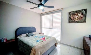VENTA de casa en Rancho Santa Mónica