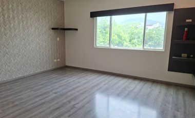 Casa en Venta en Sierra Alta - Natura