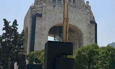 2 Edificios Corporativos frente al Monumento a la Revolución | Venta y Renta
