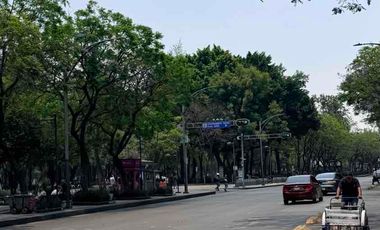 Edificio Icónico en Esquina: Balderas y Av. Juárez | Frente a la Alameda