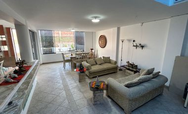 Oportunidad: casa frente al mar en Brisas de Villa – 300 m²