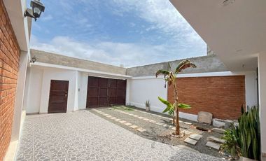 Oportunidad: casa frente al mar en Brisas de Villa – 300 m²