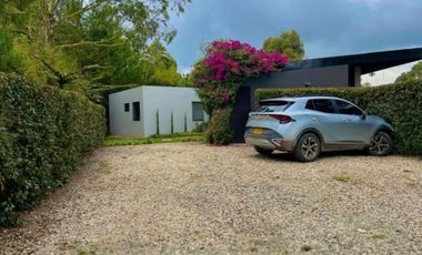 VENTA CASA CAMPESTRE MARINILLA A 10 MINUTOS DE RIO NEGRO