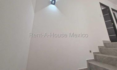 Casa en renta en Zibatá con roof y estacionamiento techado Bpa2816