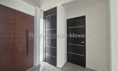 Casa en renta en Zibatá con roof y estacionamiento techado Bpa2816