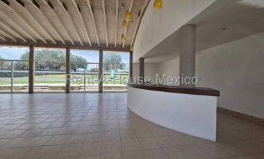 Casa en renta en Zibatá con roof y estacionamiento techado Bpa2816