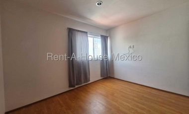 Casa en renta en Zibatá con roof y estacionamiento techado Bpa2816