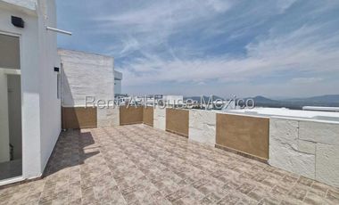 Casa en renta en Zibatá con roof y estacionamiento techado Bpa2816