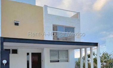 Casa en renta en Zibatá con roof y estacionamiento techado Bpa2816