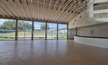 Casa en renta en Zibatá con roof y estacionamiento techado Bpa2816