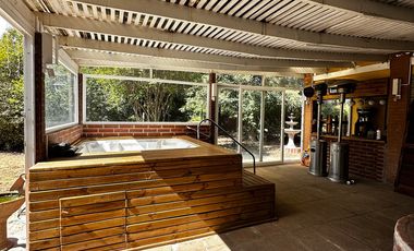 ARRIENDO CASA CONDOMINIO CHICUREO