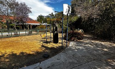 ARRIENDO CASA CONDOMINIO CHICUREO