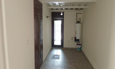 Casa en Excelente Ubicación (Villas de Irapuato) Lista para habitar, Trato directo ( No inmobiliarias)