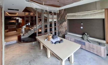 Jual Rumah Lux Baru LT 140m2 Swimming Pool di Puri Indah, Jakbar