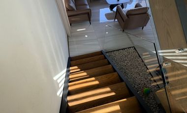 SE VENDE HERMOSA CASA CON ALBERCA EN RESIDENCIAL  ALBOREAL
