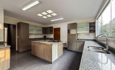 LURIN, PASO CHICO HERMOSA CASA PARA VIVIR TODO EL AÑO