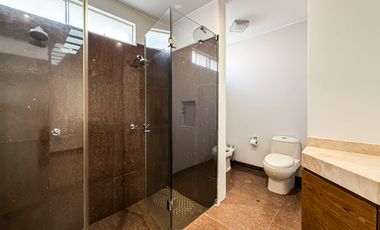LURIN, PASO CHICO HERMOSA CASA PARA VIVIR TODO EL AÑO