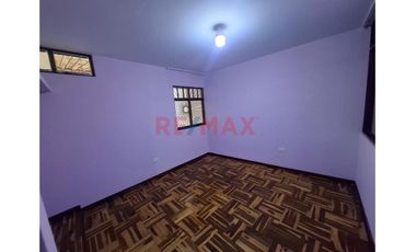Alquiler De Amplia Casa Para Empresas Urb Santa Maria S/. 6,500.00
