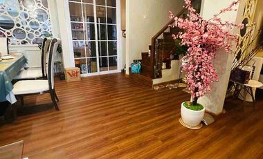 Rumah hook di cluster sumareccon bekasi cantik strategis siap huni