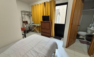 Hermosa casa en condominio rodeada de vistas verdes, un remanso de paz en la ciudad