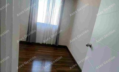 Arriendo Departamento Semi Amoblado